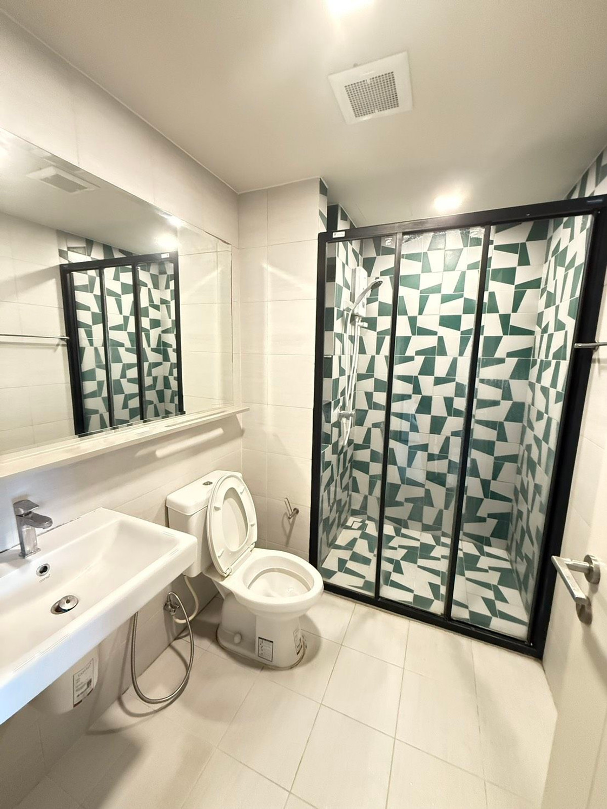 ให้เช่าคอนโดอ่อนนุช อุดมสุข :  Condo for Rent   :  The Base Sukhumvit 50 (Rt-01) 