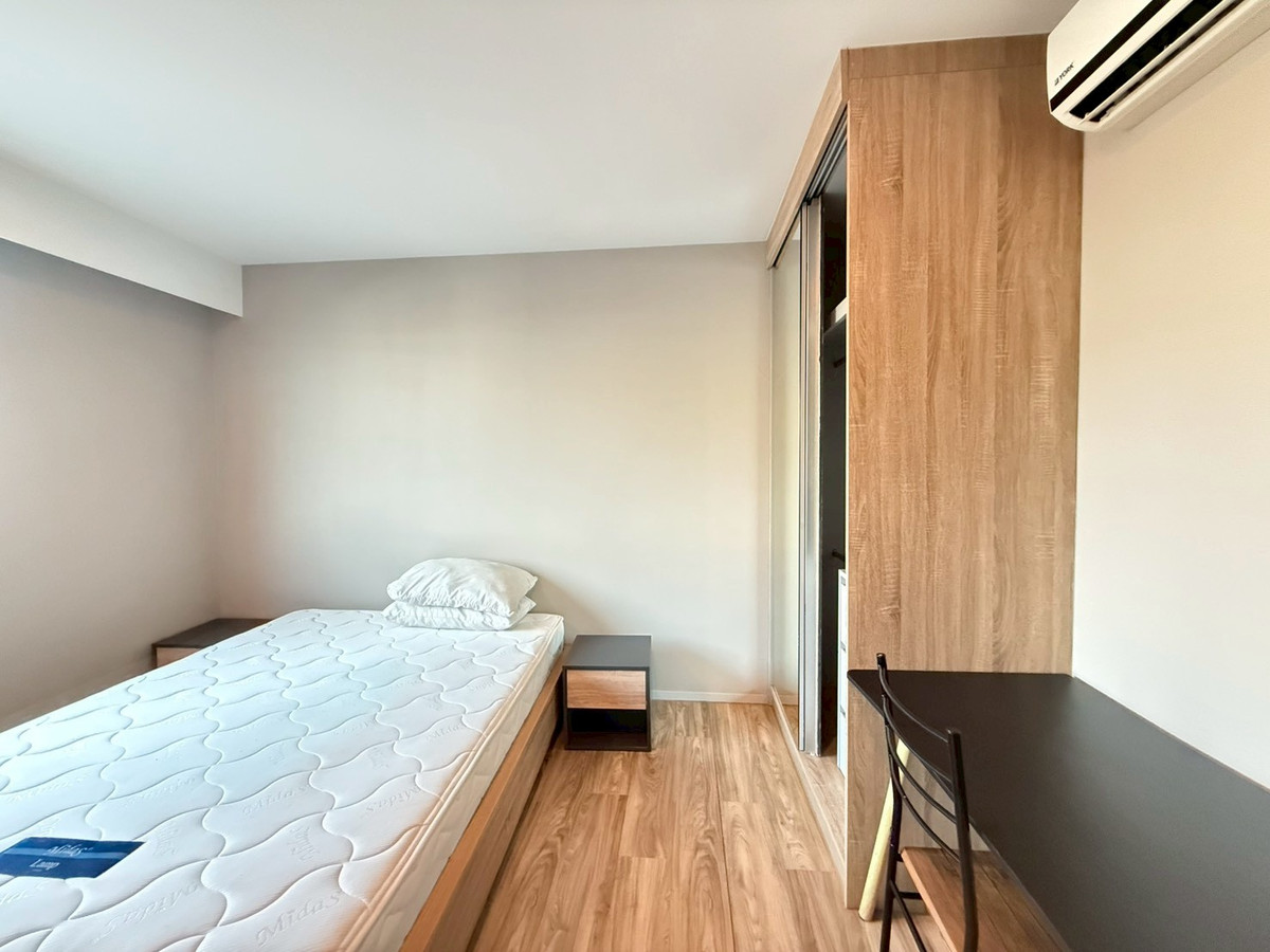 ให้เช่าคอนโดสาทร นราธิวาส : ด่วน ให้เช่า 2 ห้องนอน ห้องใหญ่ ราคาถูก มุมสงบร่มรื่น ใกล้บีทีเอสสุรศักดิ์