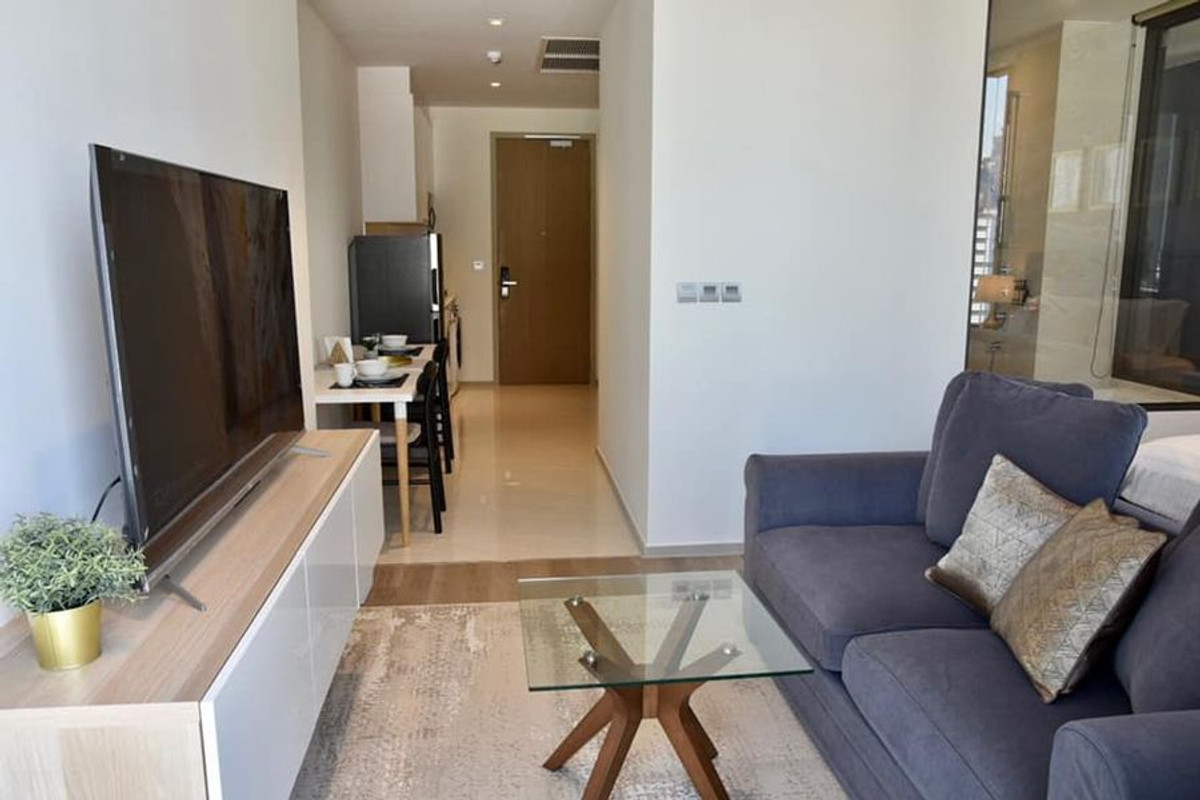 ขายคอนโดสีลม ศาลาแดง บางรัก : Ashton Silom【𝐒𝐄𝐋𝐋 & 𝐑𝐄𝐍𝐓】🔥สัมผัสความผ่อนคลายในห้องที่สร้างสรรค์พื้นที่ใช้สอยได้อย่างลงตัว ตอบโจทย์ทุกไลฟ์สไตล์🔥 ติดต่อไลน์ไอดี: @hacondo