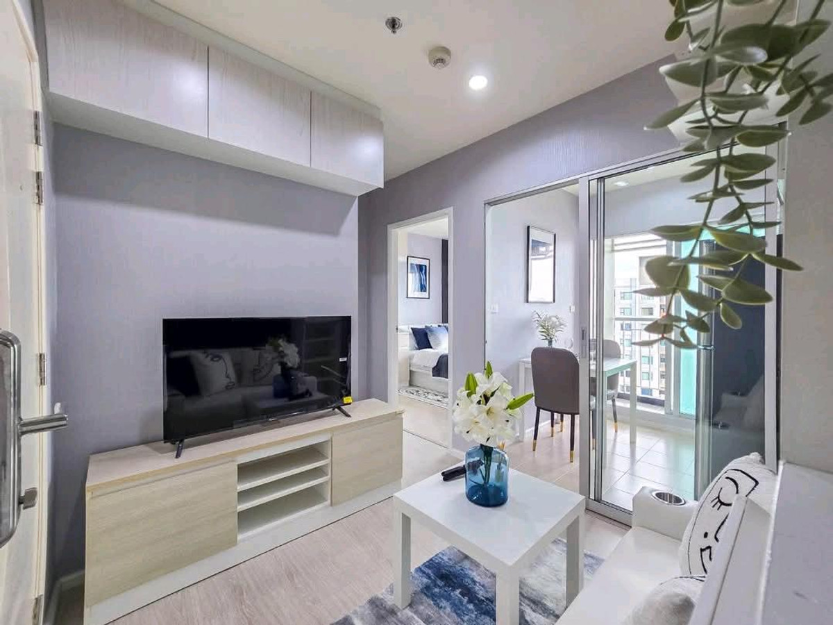 For RentCondoThaphra, Talat Phlu, Wutthakat : Near BTS Wutthakat ICONSIAM, ready to move in.