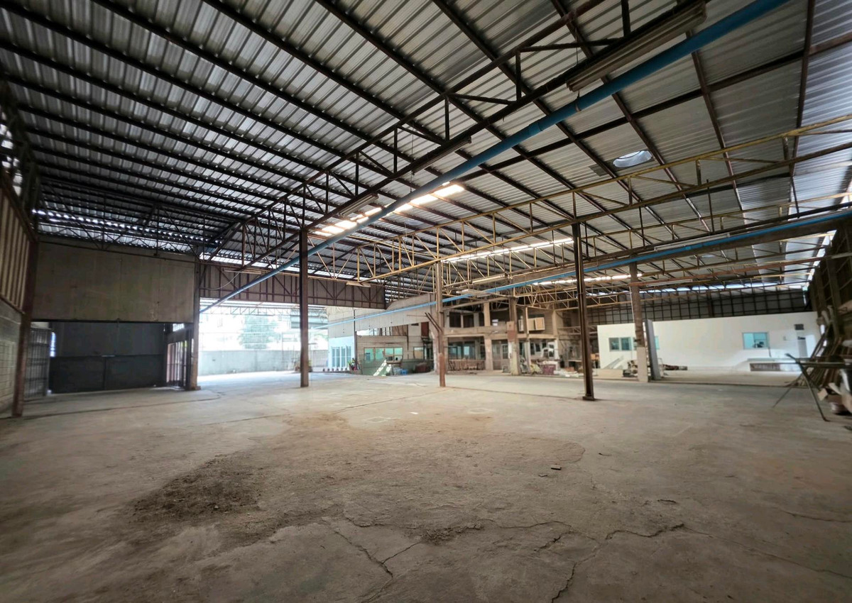 For RentWarehouseOnnut, Udomsuk : 🛎Warehouse for Rent – Onnut 66/1, 500m to MRT Srinuch space 785 sqm 📞 099 415 2664
