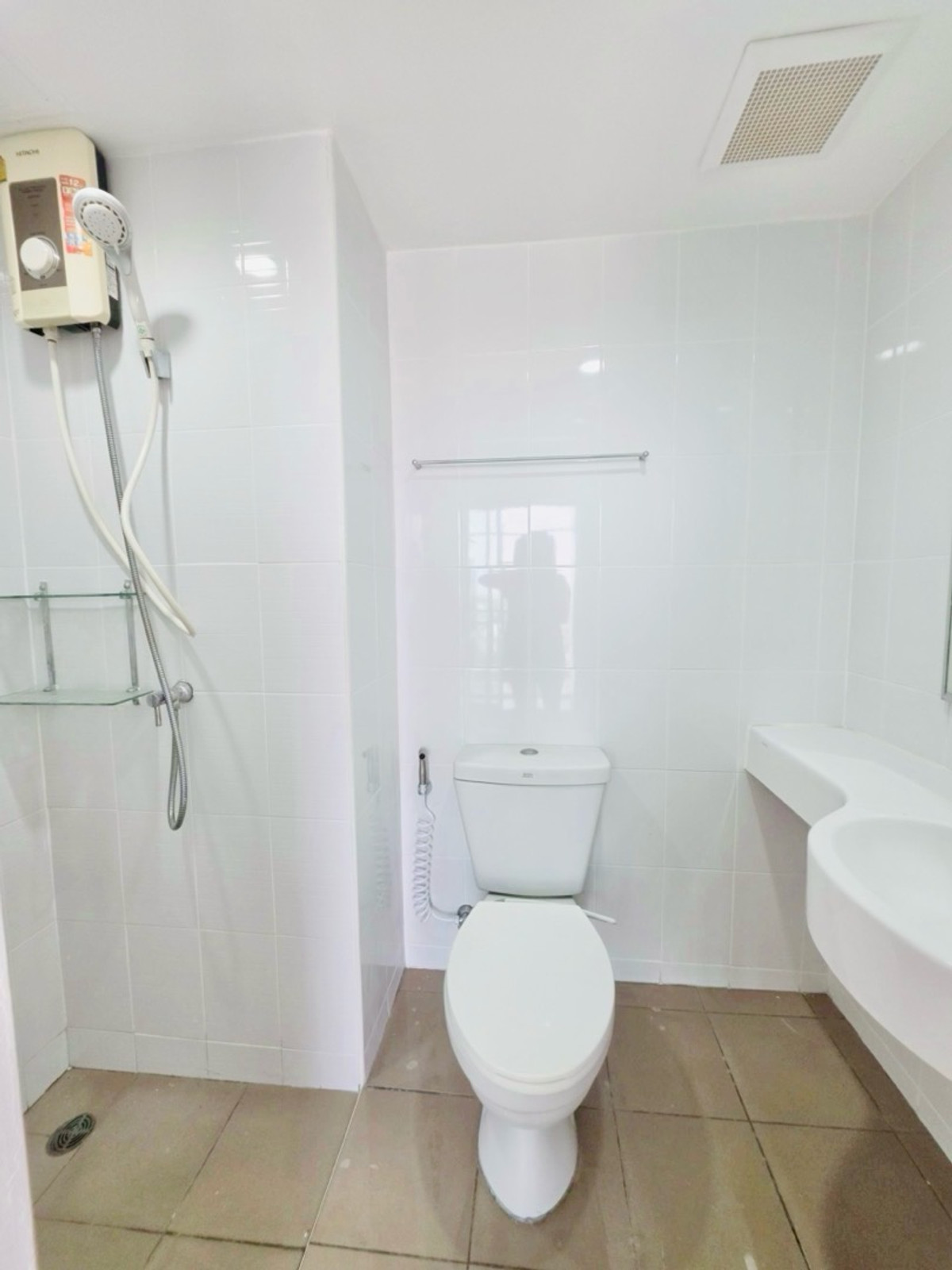 ขายคอนโดนวมินทร์ รามอินทรา : ขาย/เช่าด่วน! คอนโดลุมพินี พาร์ค นวมินทร์-ศรีบูรพา 
ซ.นวมินทร์36-38 คลองกุ่ม, บึงกุ่ม T. 081-834-1501 (ตี๋)