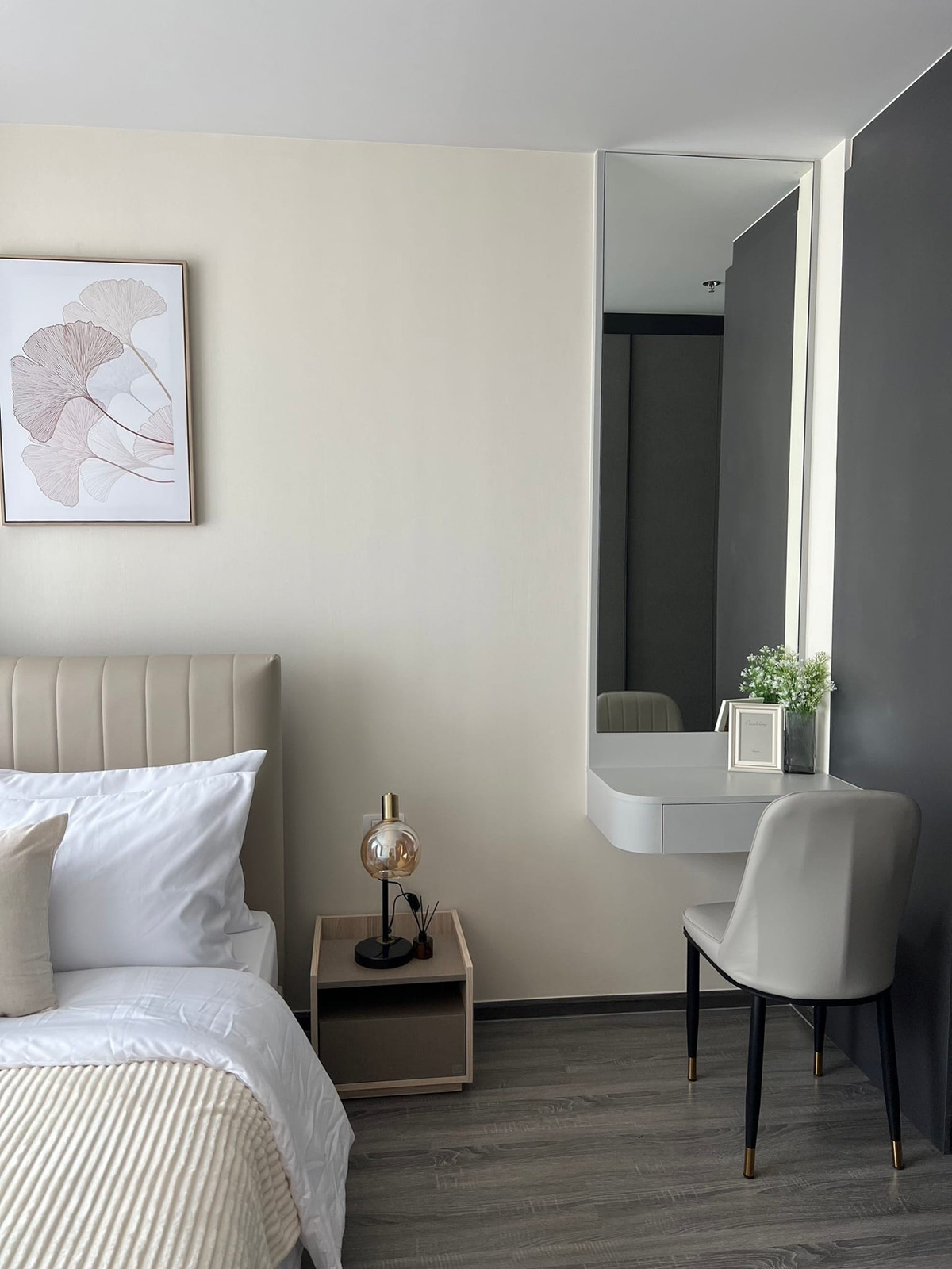 ขายคอนโดสยาม จุฬา สามย่าน : Ideo Chula Samyan【𝐒𝐄𝐋𝐋 & 𝐑𝐄𝐍𝐓】🔥ห้องสุดหรู โทนสว่าง อบอุ่น เฟอร์นิเจอร์จัดเต็ม เอาใจสายเรียบหรู 🔥 ติดต่อไลน์ไอดี: @hacondo