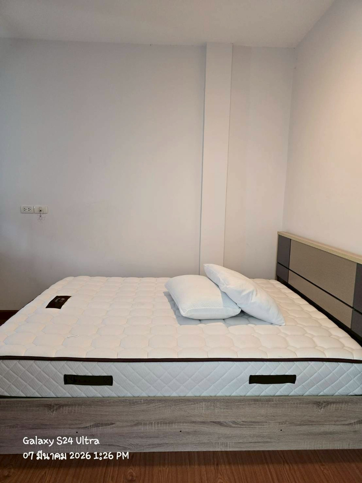 For RentTownhomeEakachai, Bang Bon : 27,000 baht for rent, newly decorated!! Single house mood