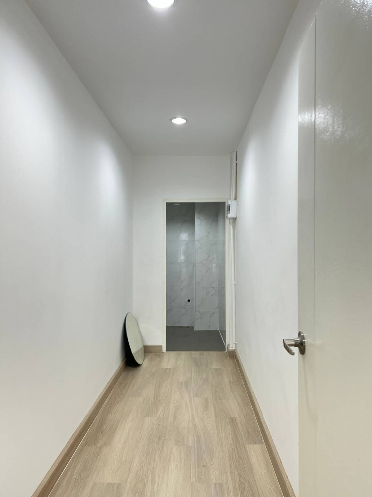 For RentShop HouseSukhumvit, Asoke, Thonglor : Commercial building for rent near BTS Bang Chak, only 2 minutes.