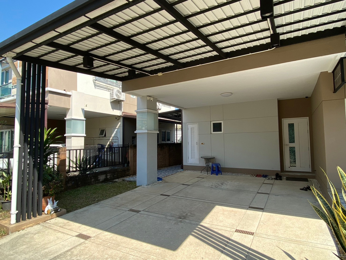 ขายบ้านสมุทรปราการ สำโรง : ขายบ้านเดี่ยว หลังมุม เลอนิโอ สุขุมวิท–เอราวัณ ใกล้ BTS โรงเรียนนายเรือ