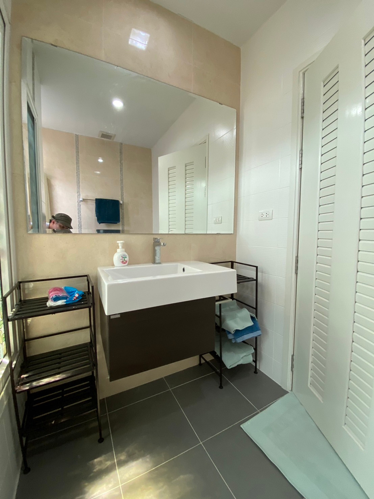 ขายบ้านสมุทรปราการ สำโรง : ขายบ้านเดี่ยว หลังมุม เลอนิโอ สุขุมวิท–เอราวัณ ใกล้ BTS โรงเรียนนายเรือ