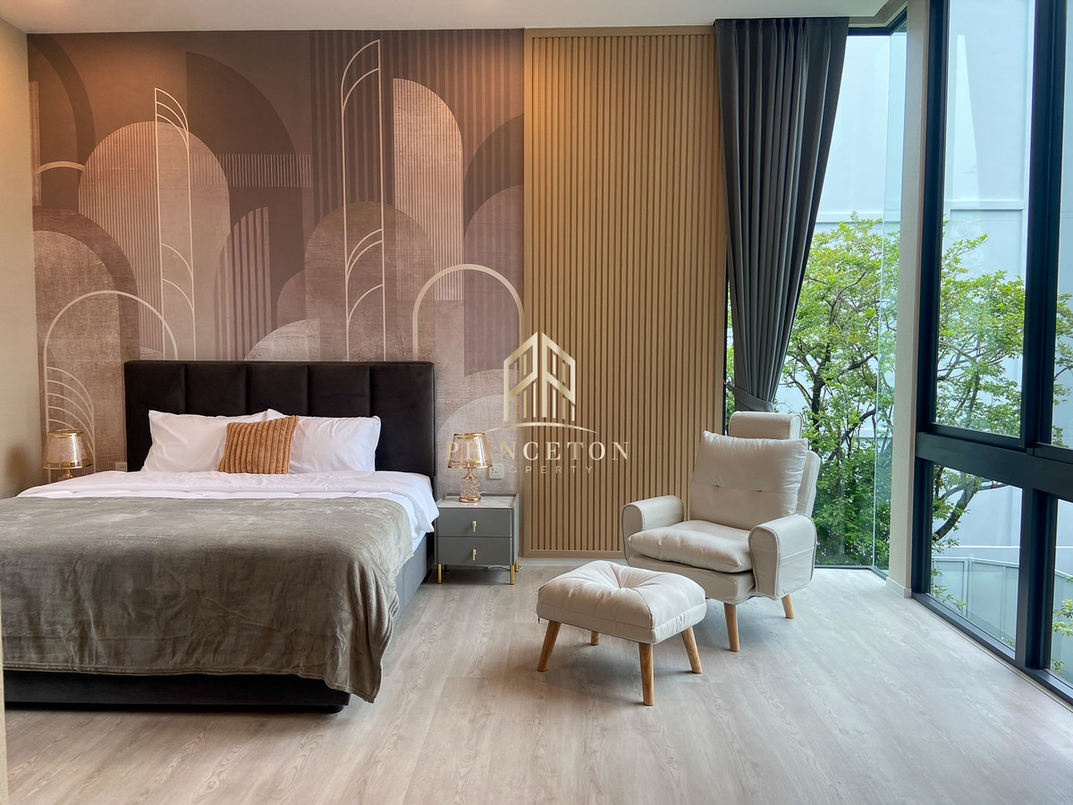 HousePattanakan, Srinakarin :  Luxury House For Sale or Rent VIVE Krungthep Kreetha next to Wellington School 📞092-4252445