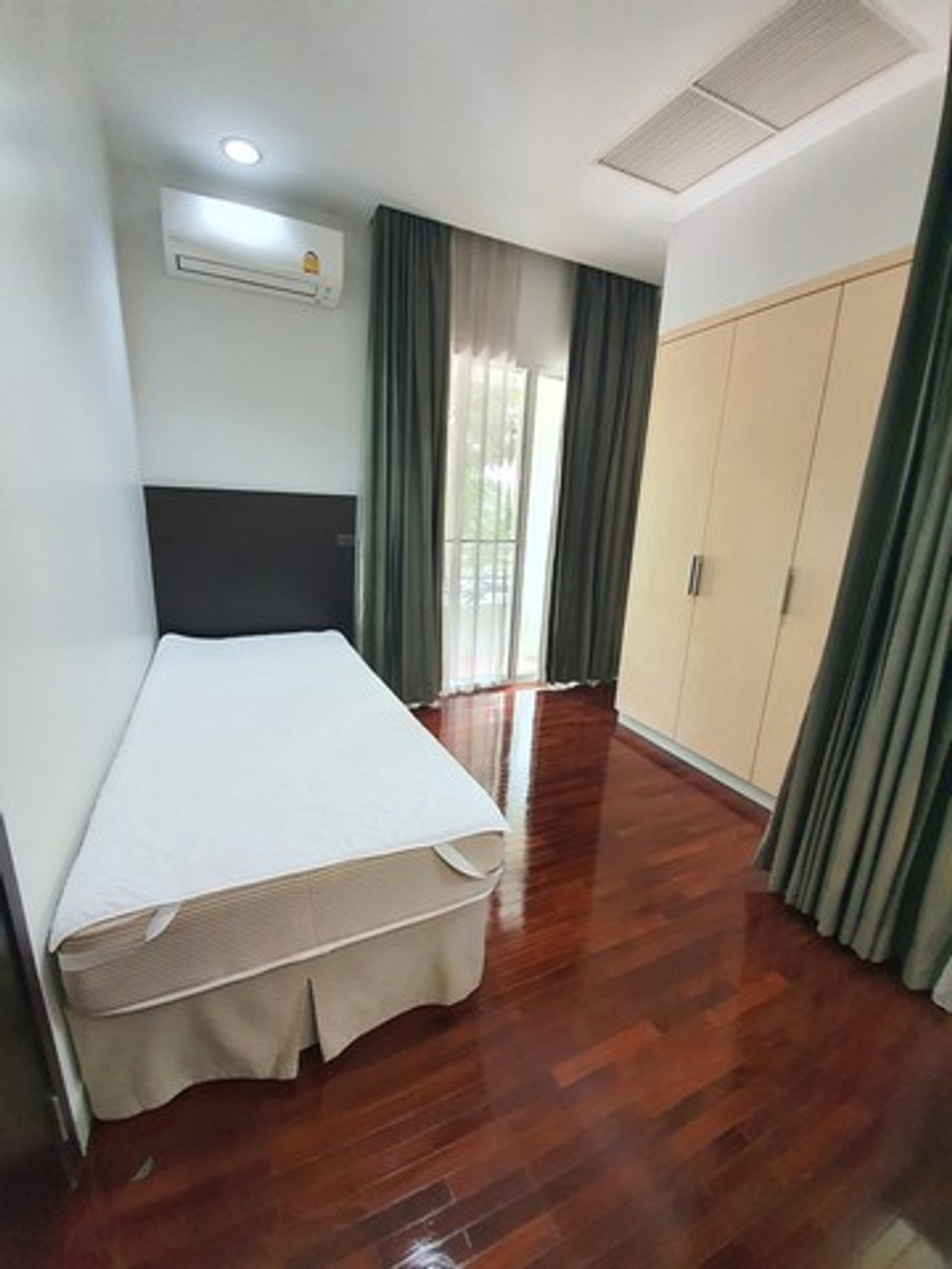 ให้เช่าบ้านเลียบทางด่วนรามอินทรา : HR3292ให้เช่าบ้านเดี่ยว 2 ชั้น หมู่บ้านบางกอกวิลล่า (Bangkok Villa) เลียบด่วนฯ-ประดิษฐ์มนูธรรม