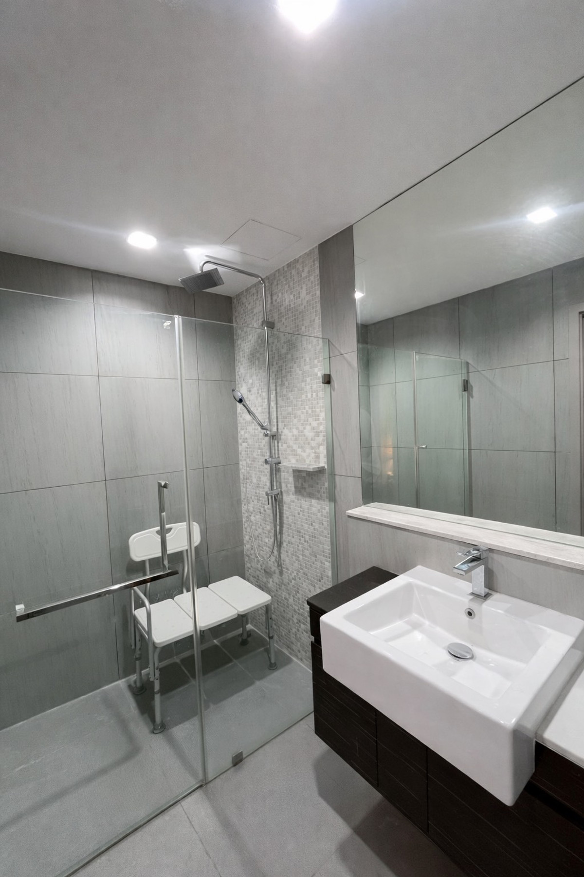 For SaleCondoRattanathibet, Sanambinna : 🔥 Urgent sale! Beautiful room, full river view, The Politan Rive (The Politan Rive), corner room, high floor, Chao Phraya view + city view, very beautiful!