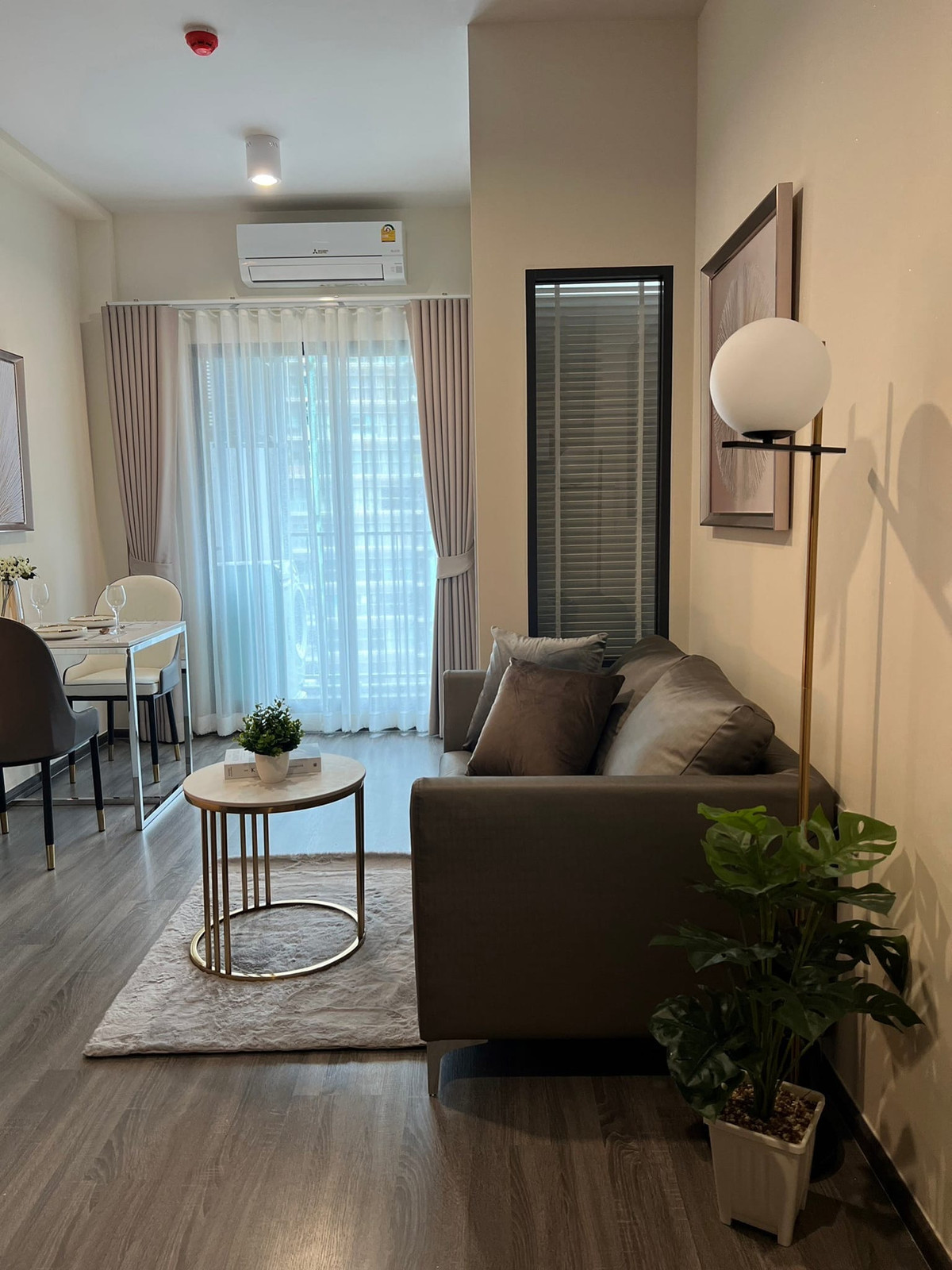 ขายคอนโดสยาม จุฬา สามย่าน : Ideo Chula Samyan【𝐒𝐄𝐋𝐋 & 𝐑𝐄𝐍𝐓】🔥ห้องสุดหรู โทนสว่าง อบอุ่น เฟอร์นิเจอร์จัดเต็ม เอาใจสายเรียบหรู 🔥 ติดต่อไลน์ไอดี: @hacondo