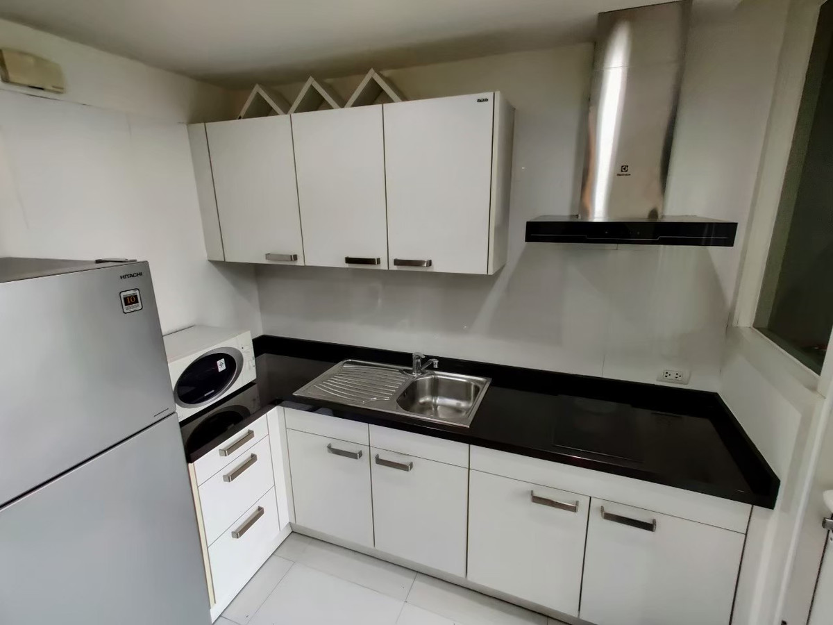 ให้เช่าคอนโดสุขุมวิท อโศก ทองหล่อ : ให้เช่า Baan Siri 31 ราคา 30,000 บาท [MKr260310]