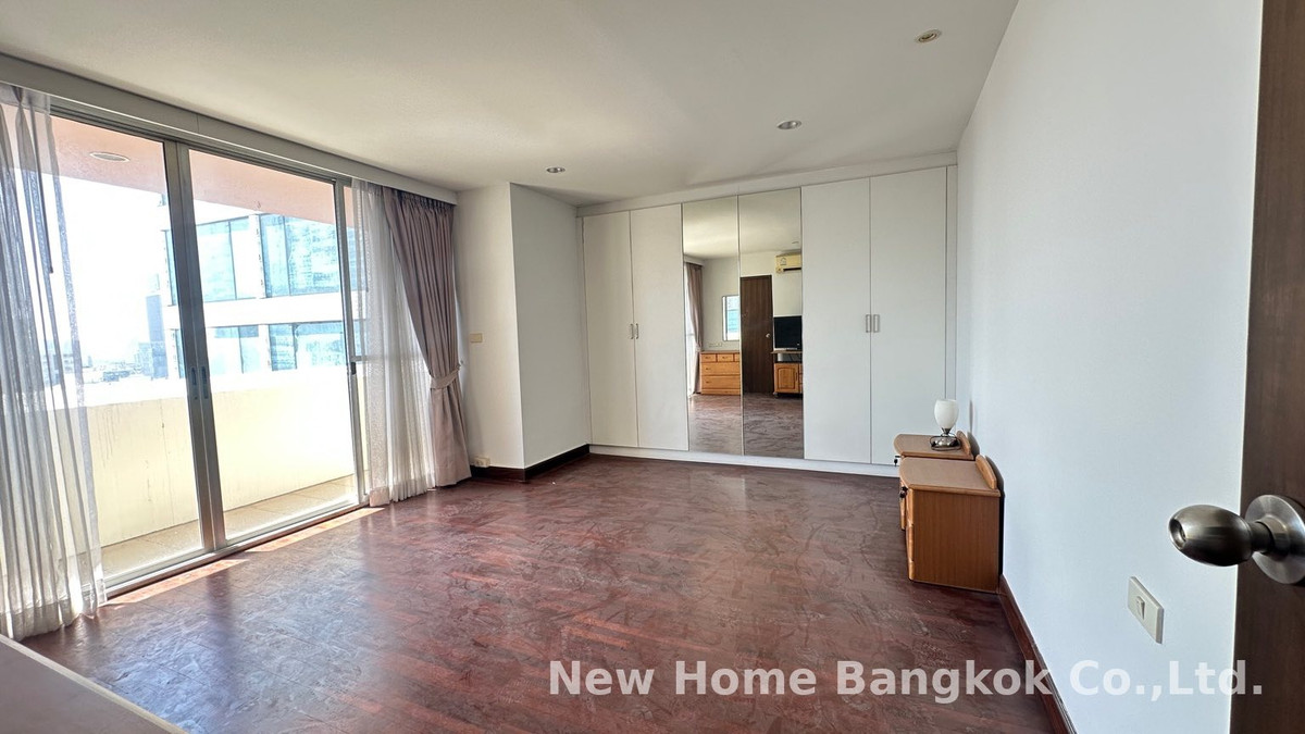 ขายคอนโดนานา : Newton Tower ขาย 2นอน วิวสวน  