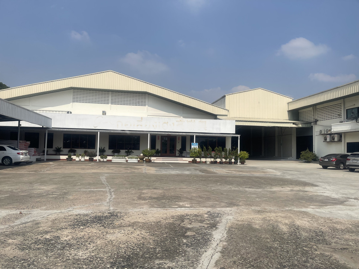 ให้เช่าโกดังเสรีไทย-นิด้า : คลังสินค้าให้เช่า ถนนเสรีไทย เริ่มต้น 916 ตร.ม.