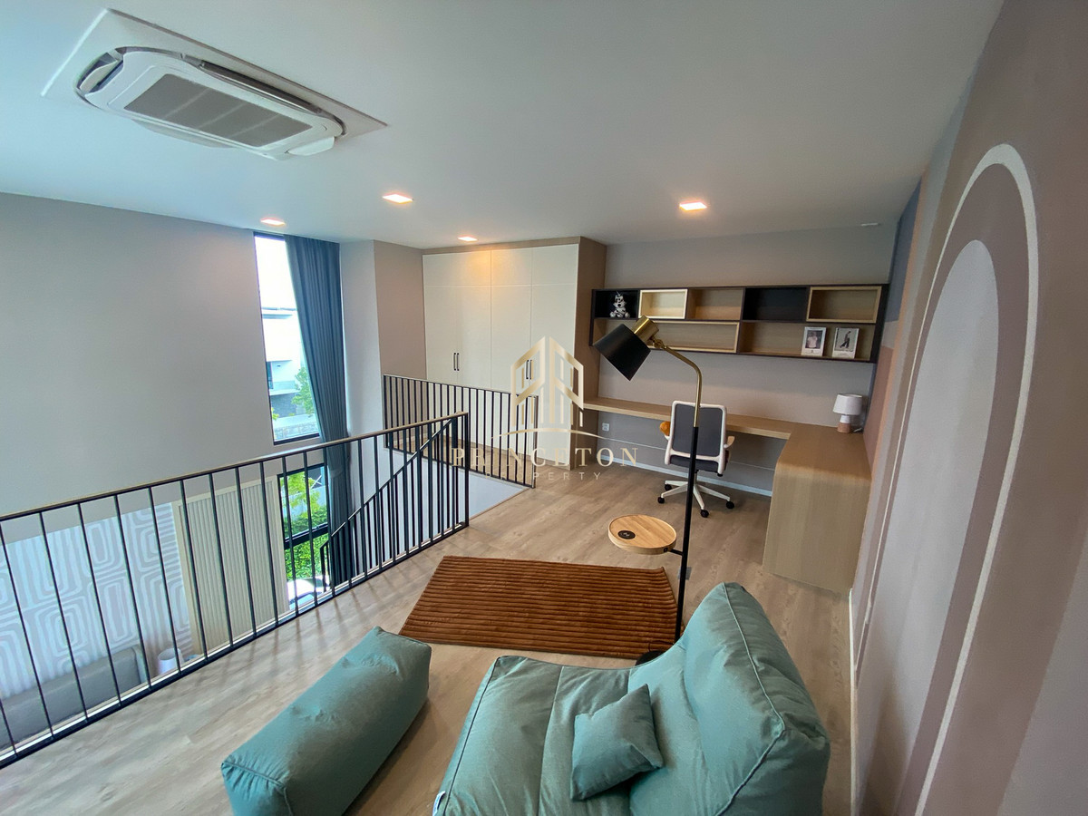 HousePattanakan, Srinakarin :  Luxury House For Sale or Rent VIVE Krungthep Kreetha next to Wellington School 📞092-4252445