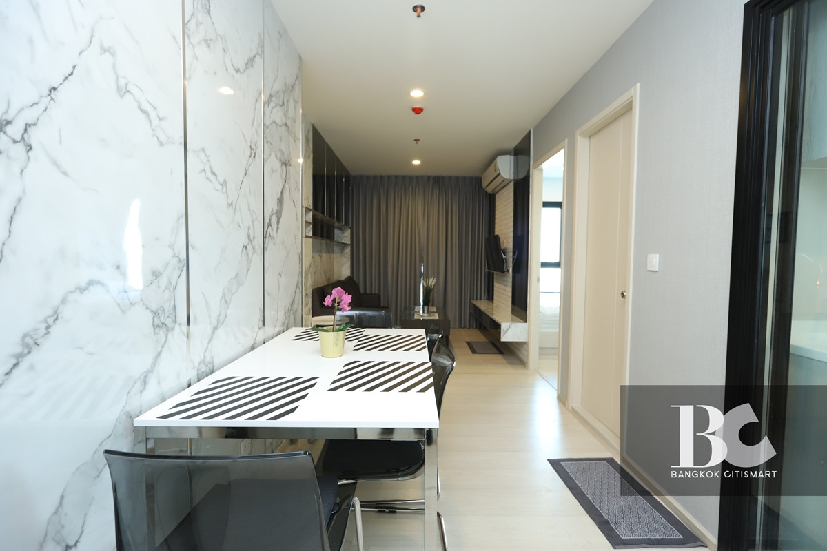 ให้เช่าคอนโดพระราม 9 เพชรบุรีตัดใหม่ RCA : 🔥 Hot Deal 2 bedrooms for rent at Life asoke 🔥