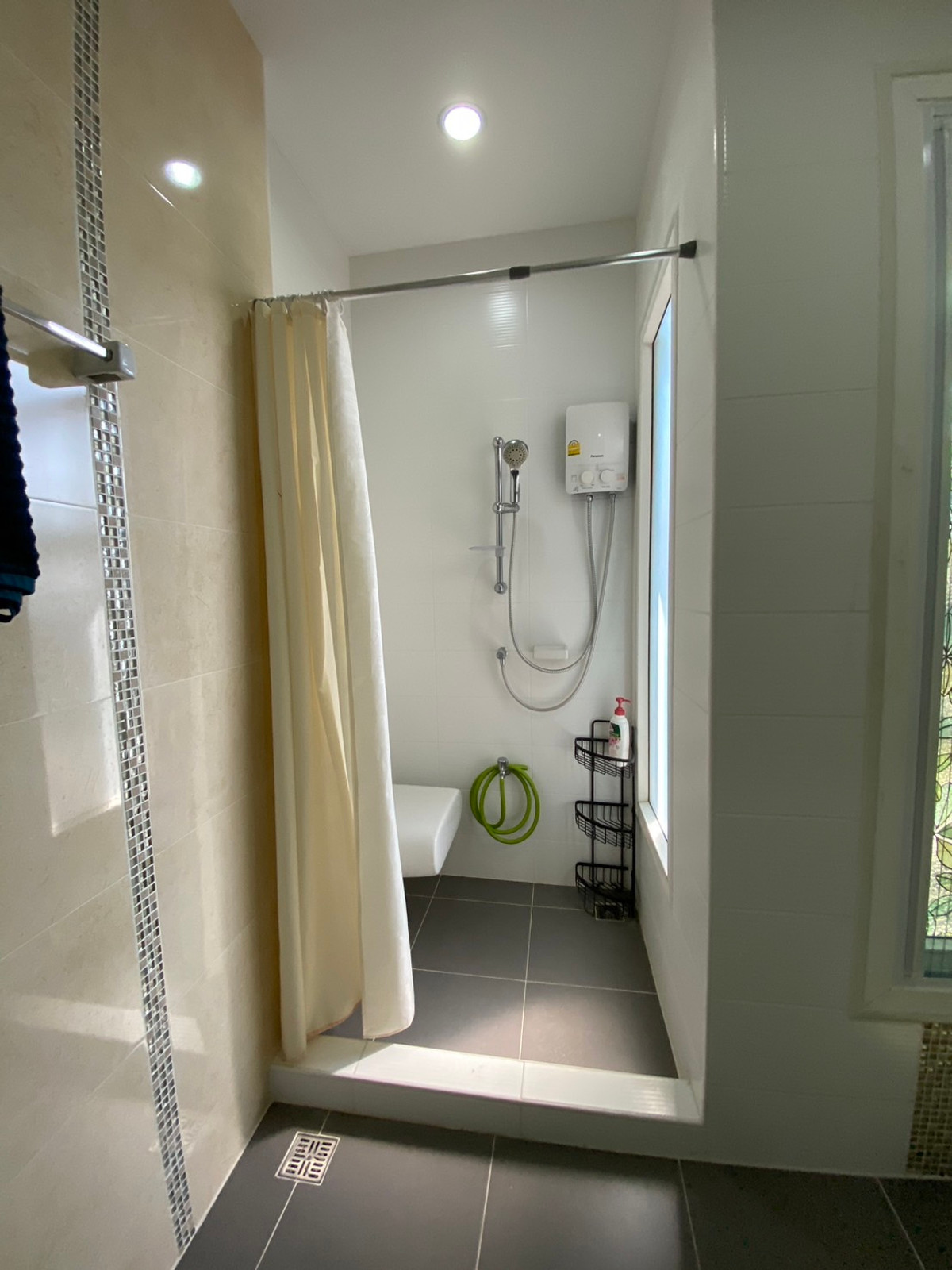 ขายบ้านสมุทรปราการ สำโรง : ขายบ้านเดี่ยว หลังมุม เลอนิโอ สุขุมวิท–เอราวัณ ใกล้ BTS โรงเรียนนายเรือ