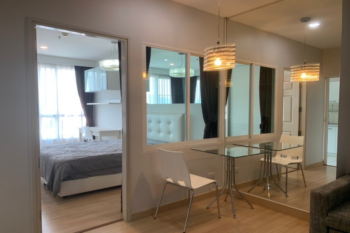 ขายคอนโดสาทร นราธิวาส : 🔥 ขายพร้อมผู้เช่า !! ห้องตกแต่งสวยสไตล์ Cozy !! 🔥 Code C20221200554..........Life@Sathorn 10, 1 ห้องนอน, 1 ห้องน้ำ, แต่งครบ, ราคาพิเศษ!!📣📣