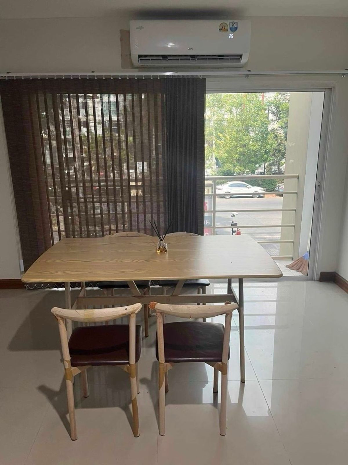 For RentCondoThaphra, Talat Phlu, Wutthakat : Metro Park Sathorn【𝐒𝐄𝐋𝐋 & 𝐑𝐄𝐍𝐓】🔥Warm-toned room, fully furnished, comfortable and relaxing atmosphere, perfect for those who love warm tones!🔥 Contact Line ID: @hacondo