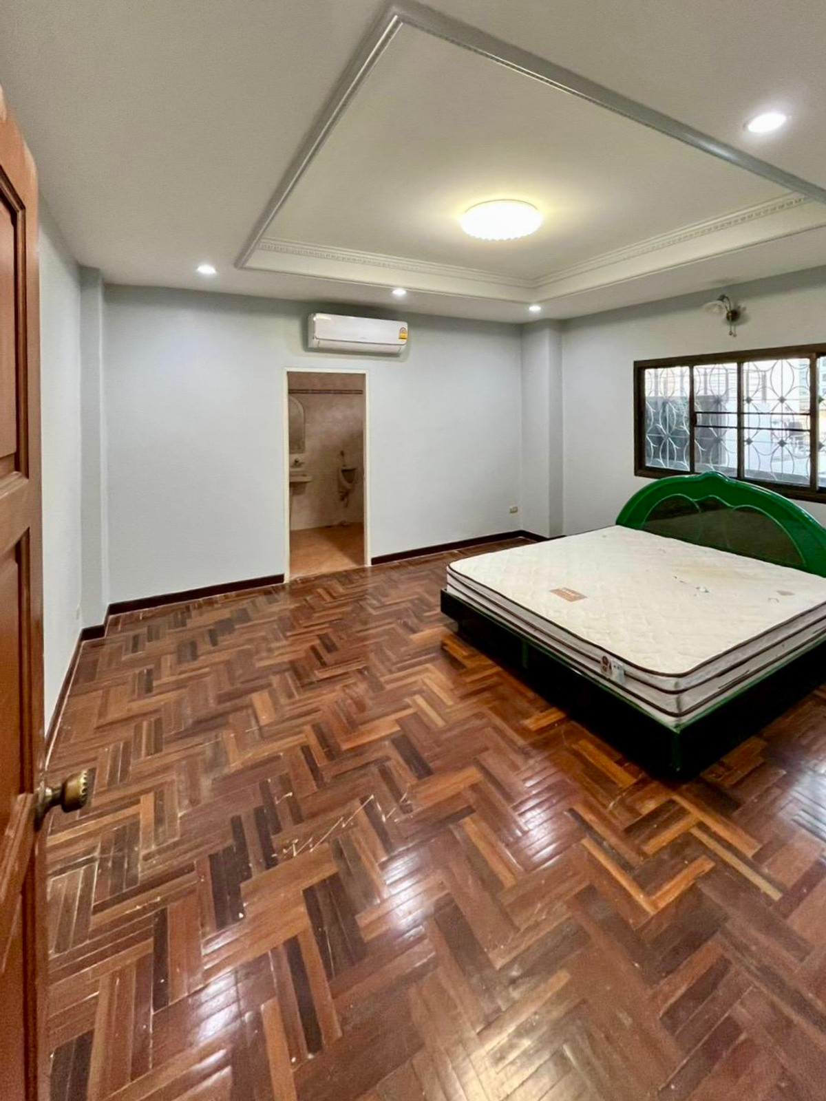 ขายโฮมออฟฟิศรัชดา ห้วยขวาง : Rare Large Standalone Office – ซอยรัชดาภิเษก 3 11b12b 45mb - Office Building - Ratchada 3 📞Call 090 919 9898