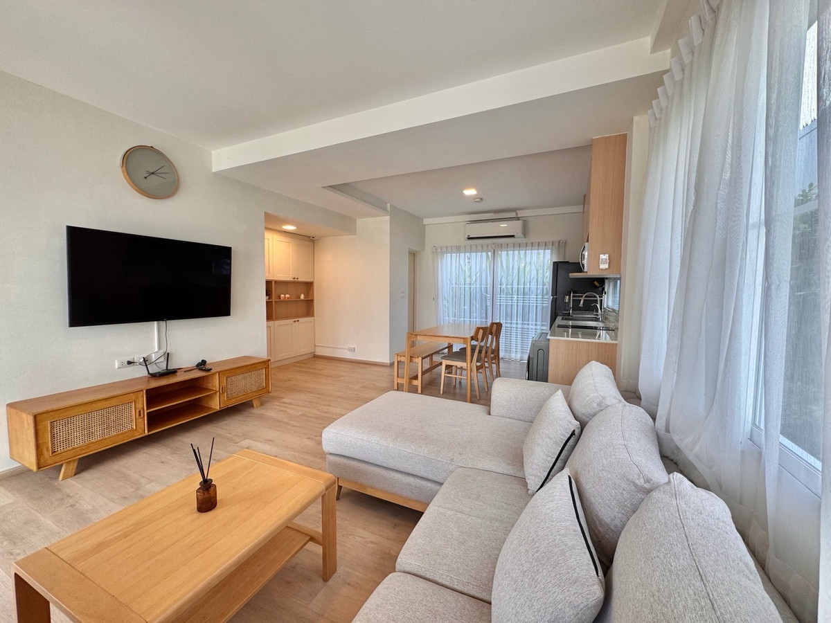 ให้เช่าทาวน์โฮมบางนา แบริ่ง ลาซาล : 💥ForRent💥Indy2 Bangna Ramkhamhang2 🏡 Near Mega Bangna ‼️Corner House ⭐️ Private Garden 🌳 Ready to move in ‼️  Fully Furnished ✨