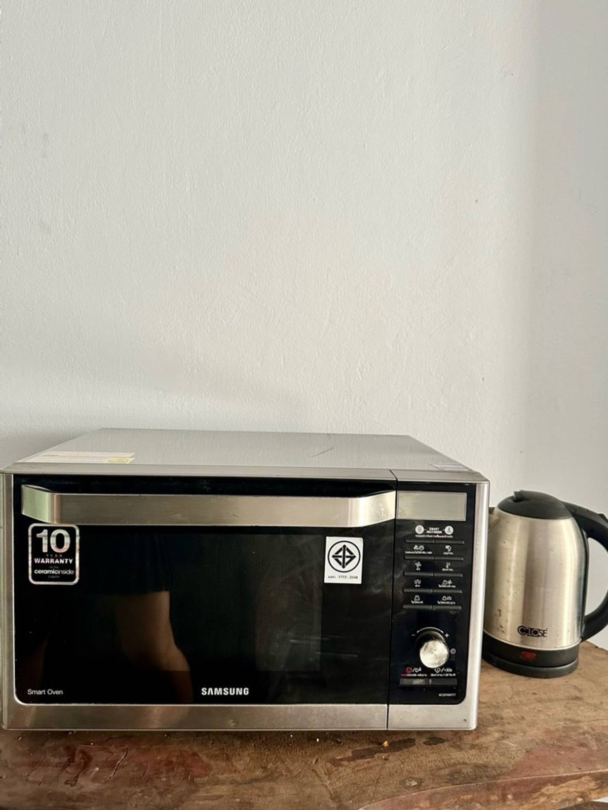 For RentShop HouseSamut Prakan,Samrong : Commercial building for rent near MRTA Samrong, just 1 minute.