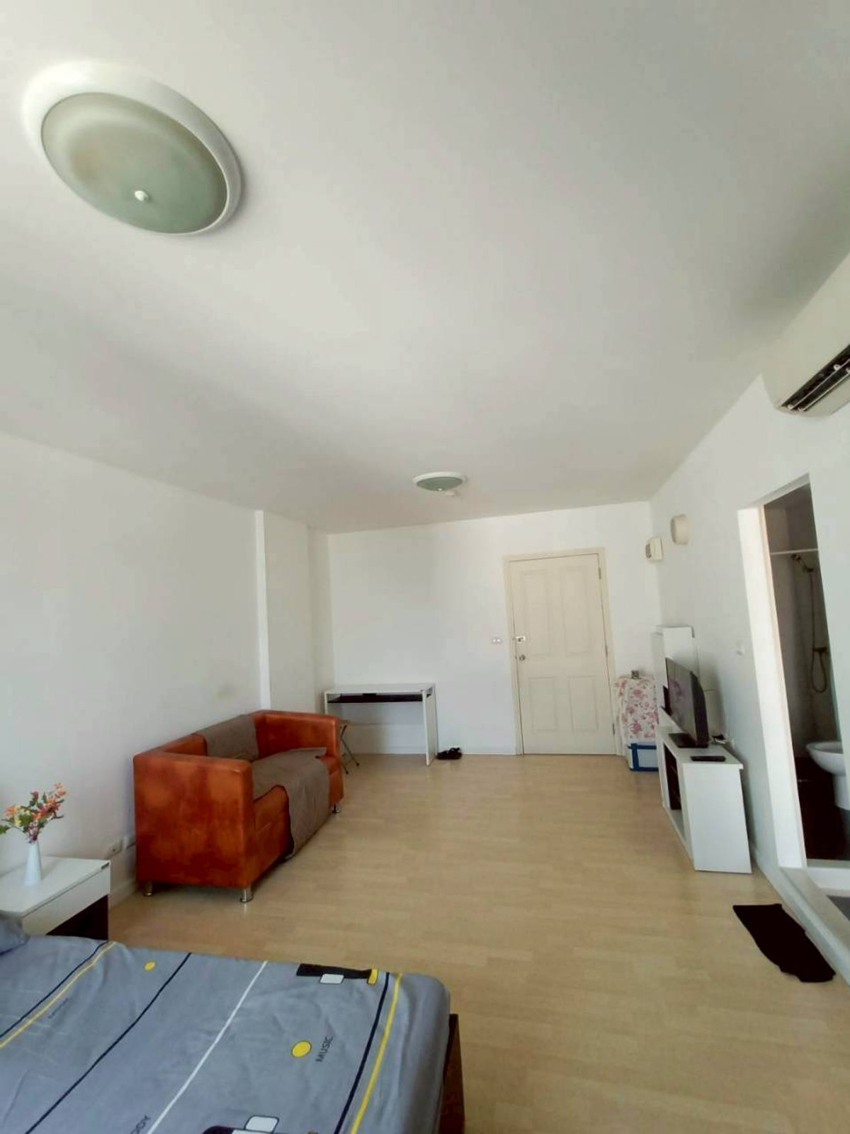 ให้เช่าคอนโดเสรีไทย-นิด้า : ✅ DDR128 ✅ Line : @p2nproperty