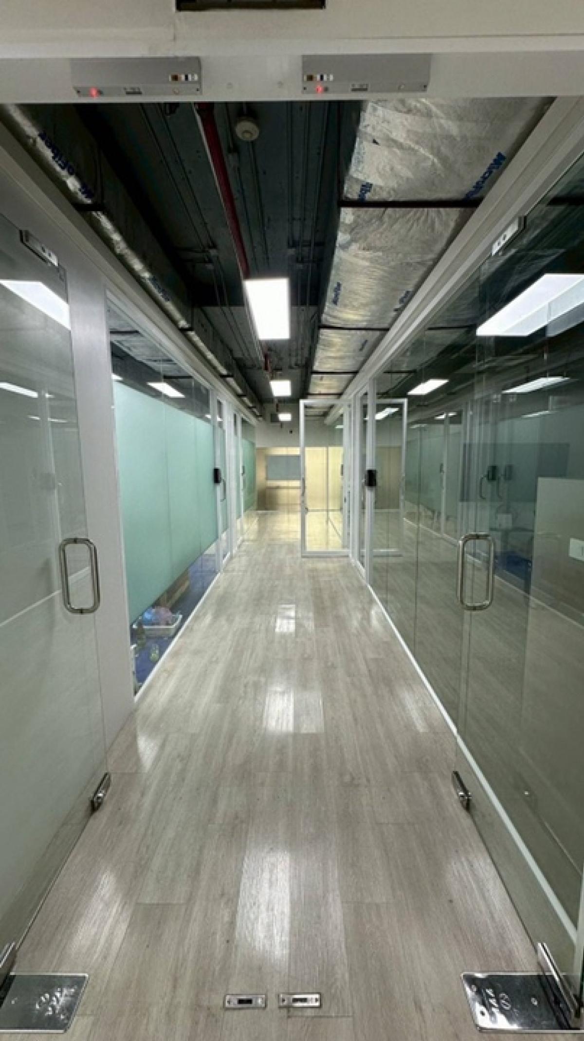 ให้เช่าสำนักงานสีลม ศาลาแดง บางรัก : ให้เช่าพื้นที่สำนักงานตึกTIF สีลม 214ตรม.7ห้องทำงาน3ห้องน้ำ สภาพดี พร้อมอยู่เหมาะกับธุรกิจJewlry