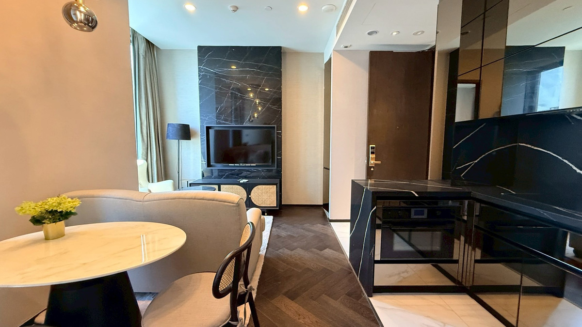 ให้เช่าคอนโดสุขุมวิท อโศก ทองหล่อ : ให้เช่าคอนโด The Esse 36 ห้องสวยใหม่ 1 ห้องนอน พร้อมเฟอร์ ใกล้ BTS ทองหล่อ ราคาพิเศษ