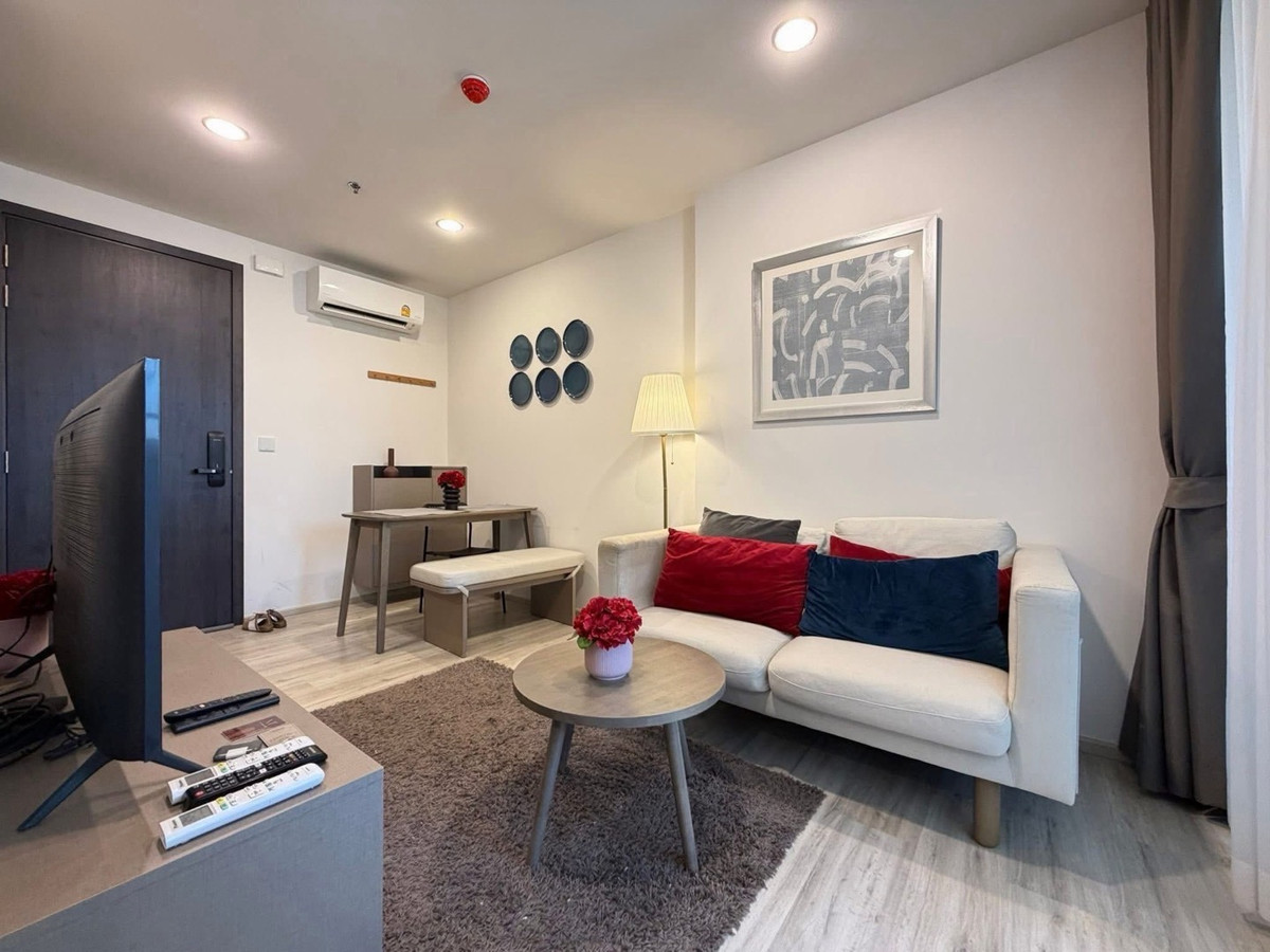 For RentCondoRatchadapisek, Huaikwang, Suttisan : 🩶❤️ Beautiful room for rent, XT Huai Khwang, fully furnished, ready to move in. If interested, make an appointment to view, reserve quickly, next to Huai Khwang MRT, convenient travel, food is easy to find.