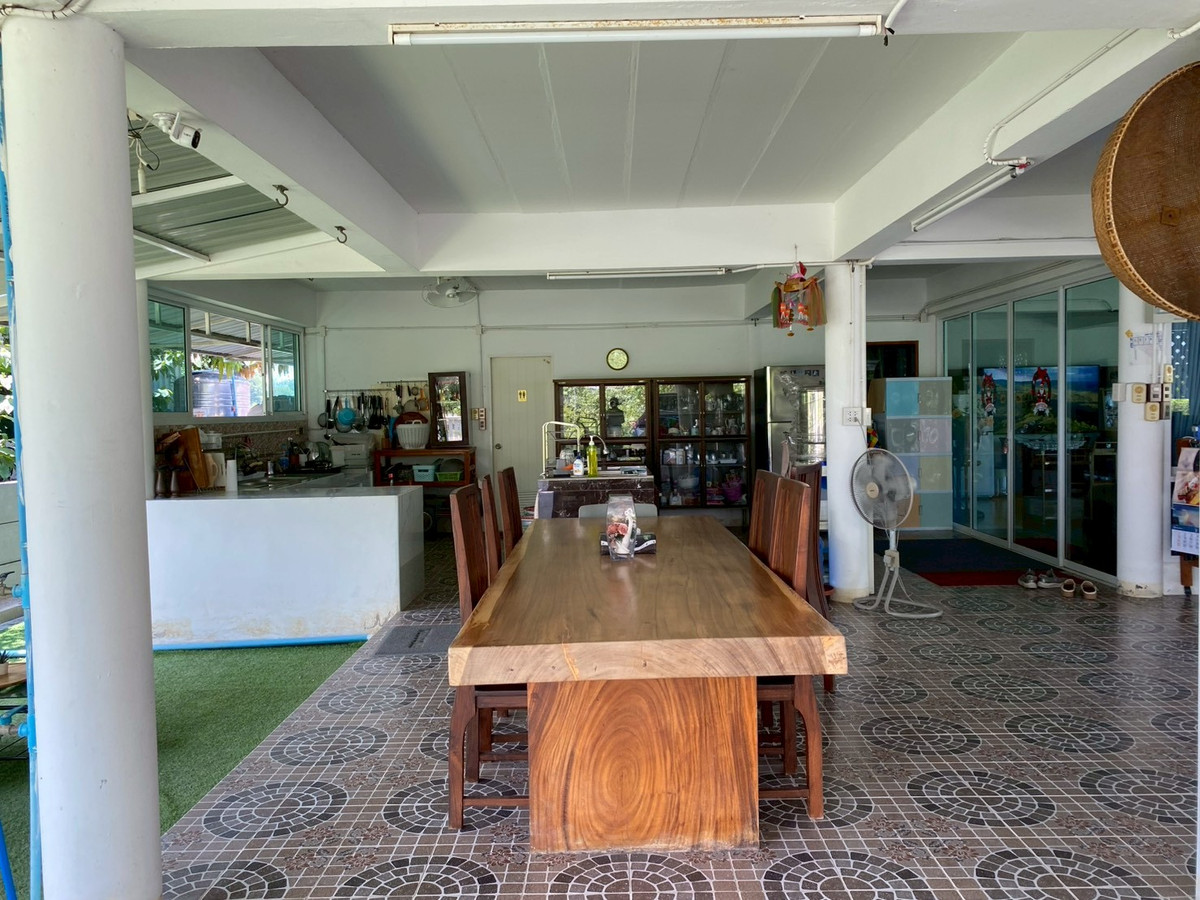 ขายบ้านอยุธยา : 95306 - ขาย บ้านสวนริมแม่น้ำ บรรยากาศรีสอร์ท พร้อมเข้าอยู่ได้เลย ริมแม่น้ำน้อย เสนา อยุธยา