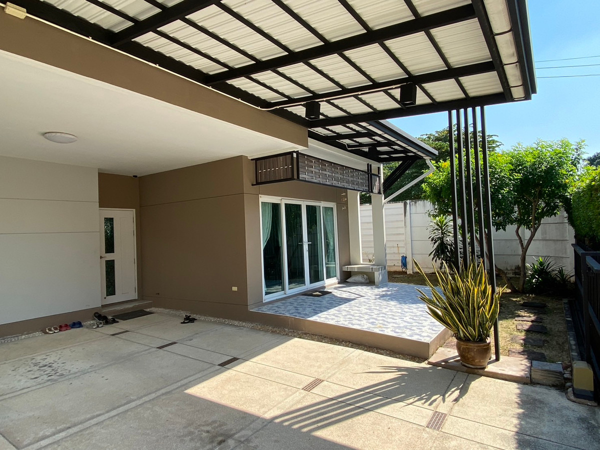 ขายบ้านสมุทรปราการ สำโรง : ขายบ้านเดี่ยว หลังมุม เลอนิโอ สุขุมวิท–เอราวัณ ใกล้ BTS โรงเรียนนายเรือ