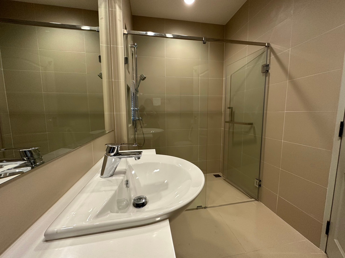 บ้านนวมินทร์ รามอินทรา : บางกอก บูเลอวาร์ด รัชดา - รามอินทรา / 5 ห้องนอน (ขายและเช่า), Bangkok Boulevard Ratchada - Ramintra / 5 Bedrooms (SALE & AVAILABLE) FAHS020