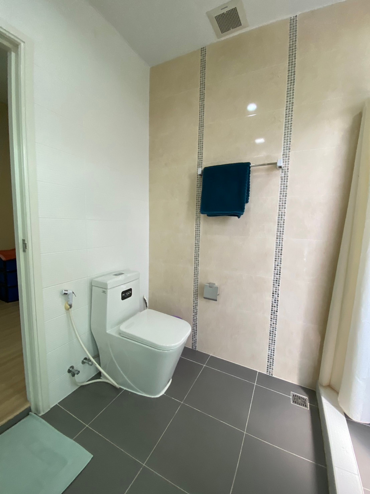 ขายบ้านสมุทรปราการ สำโรง : ขายบ้านเดี่ยว หลังมุม เลอนิโอ สุขุมวิท–เอราวัณ ใกล้ BTS โรงเรียนนายเรือ