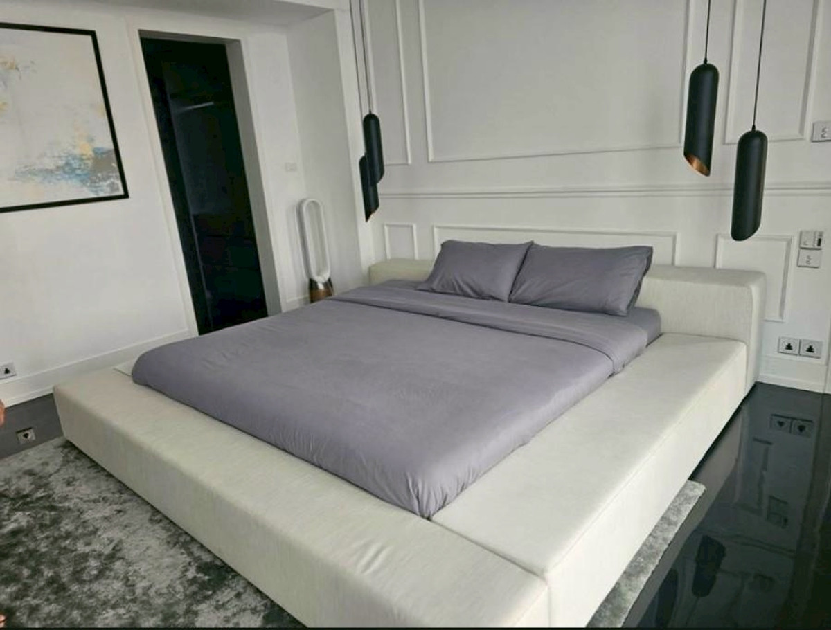 For RentCondoSathorn, Narathiwat : LTHC14664 -This price in this location is hard to find| Condo for Rent | The Ritz Carlton Residences Bangkok | 150 sqm | 2 Bedrooms 3 Bathrooms | Luxury High Floor City View Residence | Near BTS Chong Nonsi |