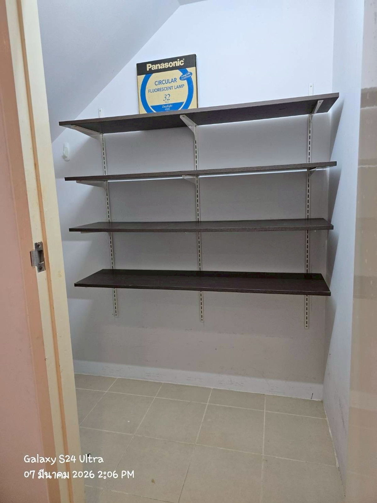 For RentTownhomeEakachai, Bang Bon : 27,000 baht for rent, newly decorated!! Single house mood