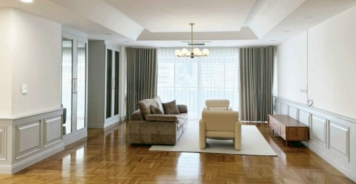 For RentCondoRama9, Petchburi, RCA : LTH14660 –Luxury Spacious Penthouse Prime Location | Condo for Rent | Hamilton Penthouse | 360 sqm | 4 Bedrooms 4 Bathrooms | Near BTS Phrom Phong | 130,000 THB/Month | Condo for rent Hamilton Penthouse 360 ​​sq m. 4 bedrooms 4 bathrooms, luxury penthouse