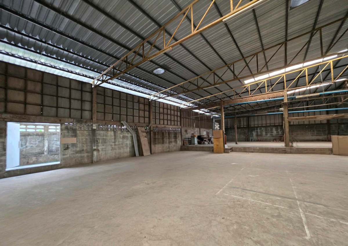 For RentWarehouseOnnut, Udomsuk : 🛎Warehouse for Rent – Onnut 66/1, 500m to MRT Srinuch space 785 sqm 📞 099 415 2664