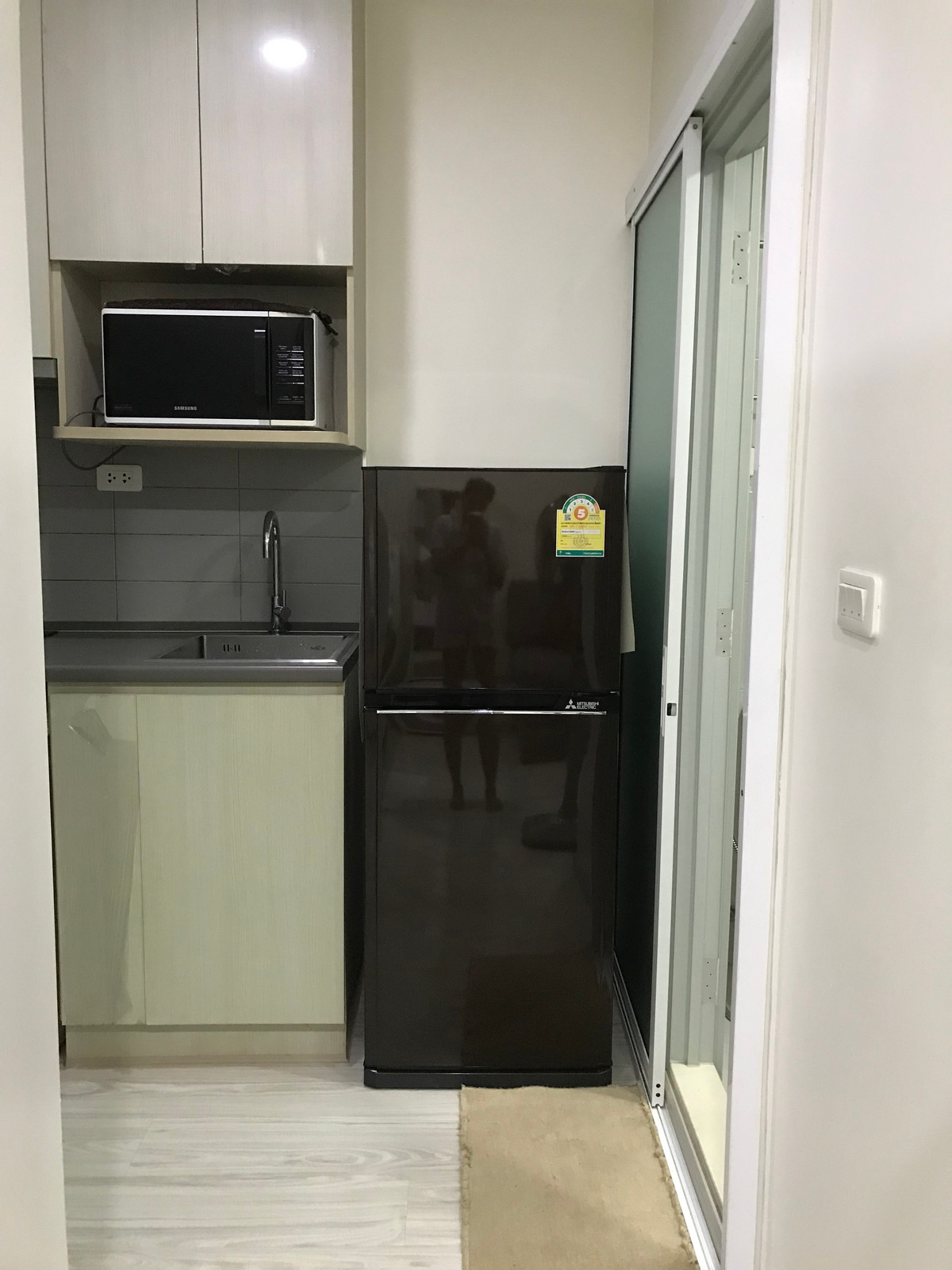 ให้เช่าคอนโดบางนา แบริ่ง ลาซาล : เช่า 1 ห้องนอน 1 ห้องน้ำ ไอดีโอ โมบิ สุขุมวิท อีสท์เกต