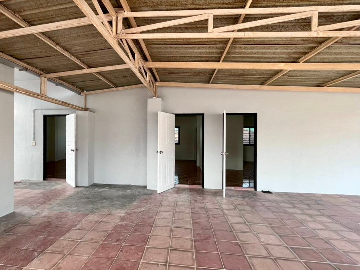 ขายโฮมออฟฟิศรัชดา ห้วยขวาง : Rare Large Standalone Office – ซอยรัชดาภิเษก 3 11b12b 45mb - Office Building - Ratchada 3 📞Call 090 919 9898