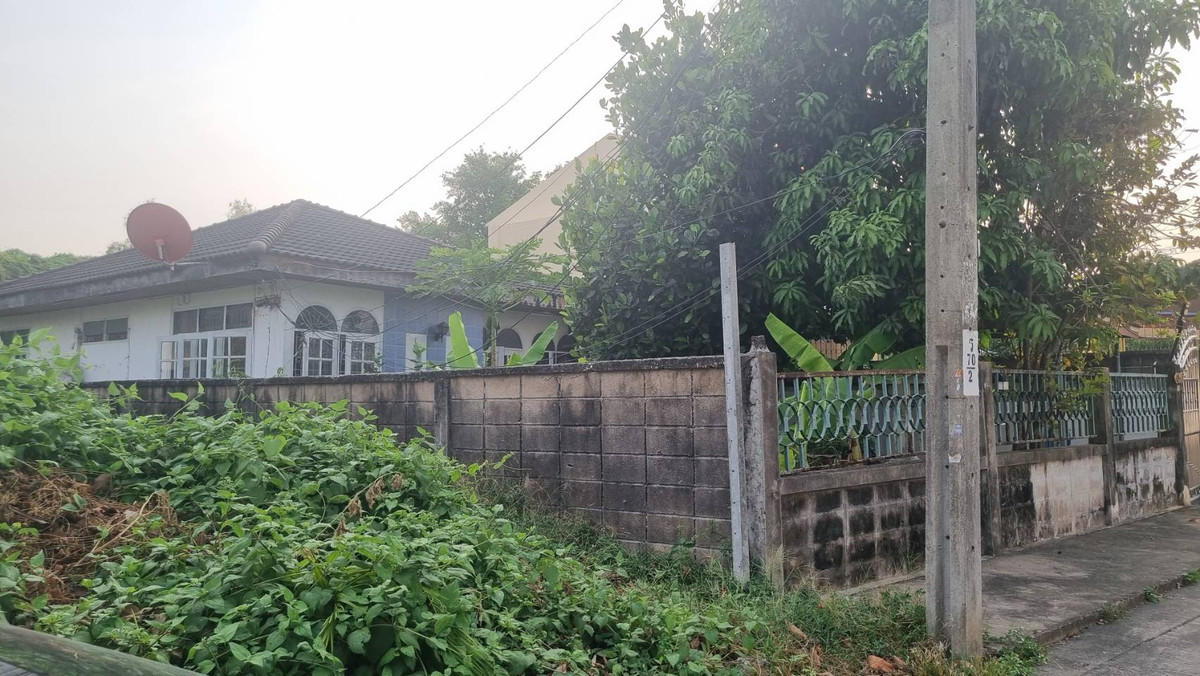 For SaleHouseRama 2, Bang Khun Thian : Single house for sale, Rama 2, Soi 39, Bang Mot, near Rung Arun School.