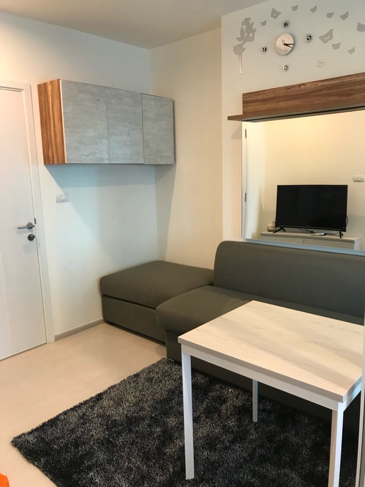 For RentCondoSamut Prakan,Samrong : For rent Aspire erawan (Aspire Erawan) 
 🛏️ 1 bedroom 🛁 1 bathroom 🛋️ 1 living room, size 27 sq m., 10th floor, Building B ✨ Price 10,000 baht ✨
