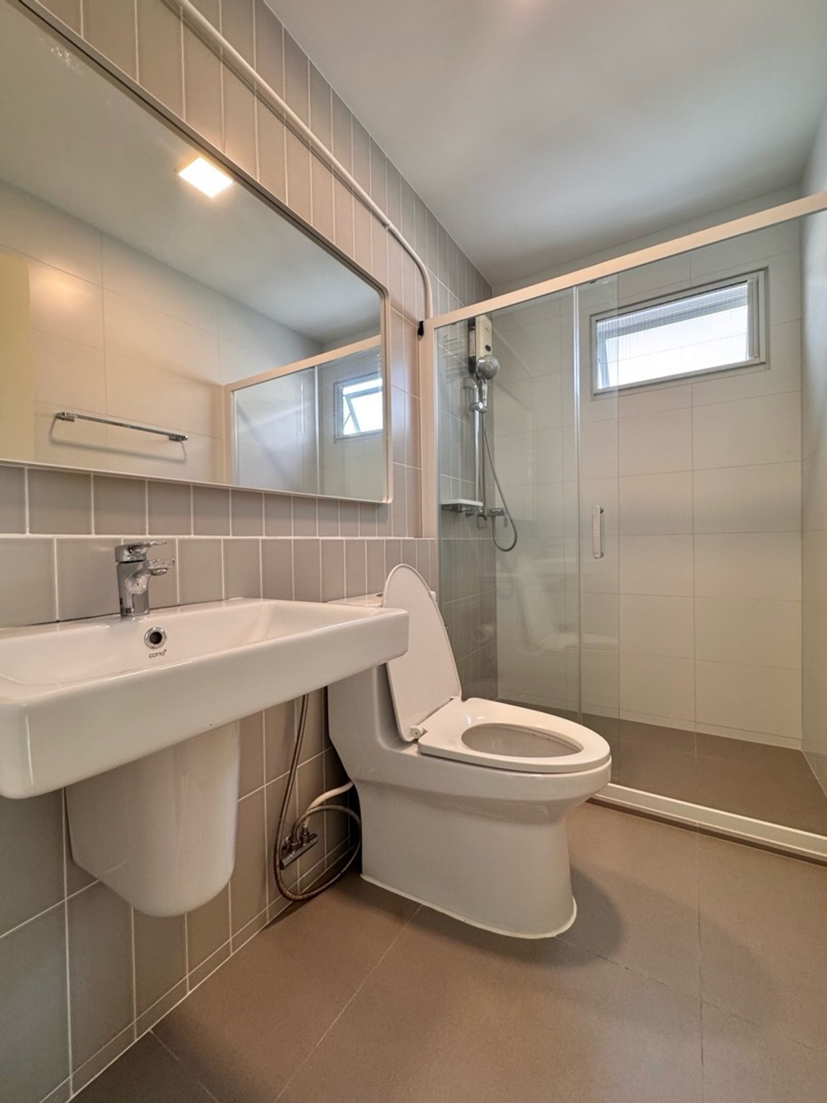 ให้เช่าทาวน์โฮมบางนา แบริ่ง ลาซาล : 💥ForRent💥Indy2 Bangna Ramkhamhang2 🏡 Near Mega Bangna ‼️Corner House ⭐️ Private Garden 🌳 Ready to move in ‼️  Fully Furnished ✨