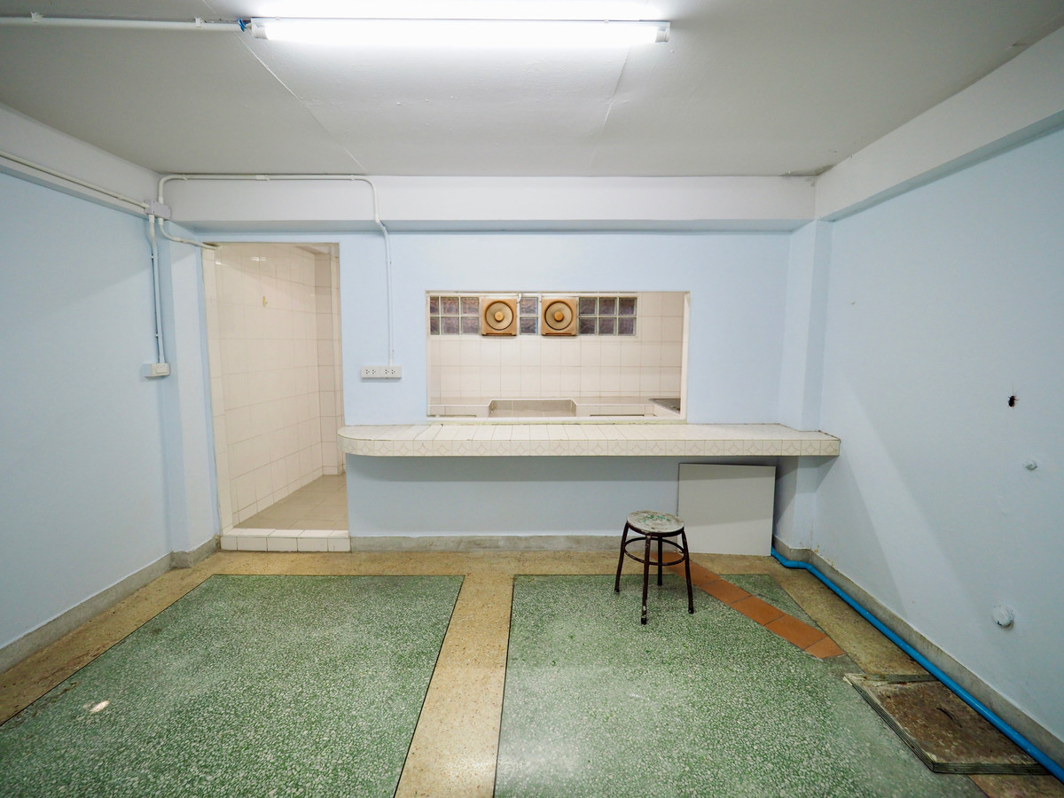 For RentTownhomeSathorn, Narathiwat : Renovated 4.5-storey townhouse with 1 car parking in Sathorn