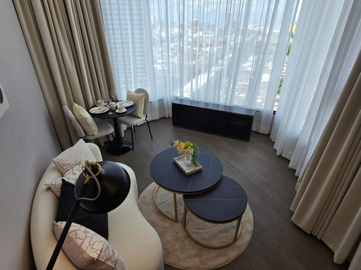 ขายคอนโดสยาม จุฬา สามย่าน : Park Origin Chula Samyan【𝐒𝐄𝐋𝐋 & 𝐑𝐄𝐍𝐓】🔥คอนโดหรูพร้อมบิ้วอินดีไซน์พิเศษ ใกล้จุฬาฯและสามย่านมิตรทาวน์🔥 ติดต่อไลน์ไอดี: @hacondo