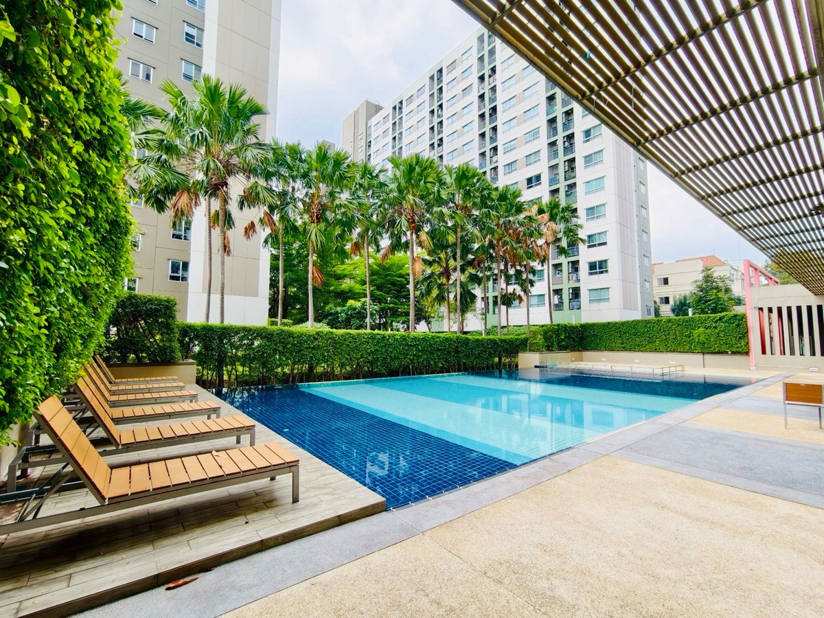 ขายคอนโดนวมินทร์ รามอินทรา : ขาย/เช่าด่วน! คอนโดลุมพินี พาร์ค นวมินทร์-ศรีบูรพา 
ซ.นวมินทร์36-38 คลองกุ่ม, บึงกุ่ม T. 081-834-1501 (ตี๋)