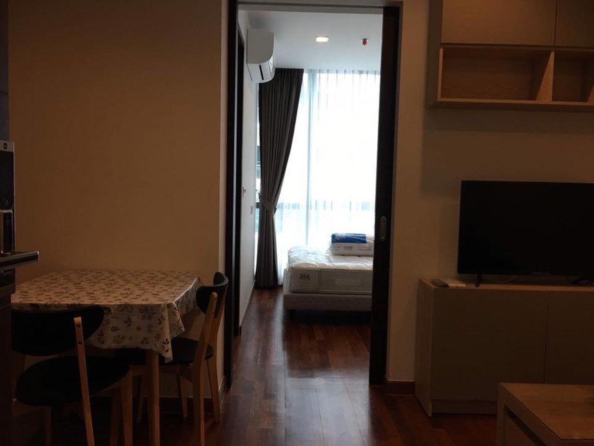 ให้เช่าคอนโดราชเทวี พญาไท : Wish Signature Midtown Siam 1【𝐑𝐄𝐍𝐓】🔥ห้องสวยโทนหรู แสงธรรมชาติเต็มห้อง บรรยากาศดีมาก🔥 ติดต่อไลน์ไอดี: @hacondo