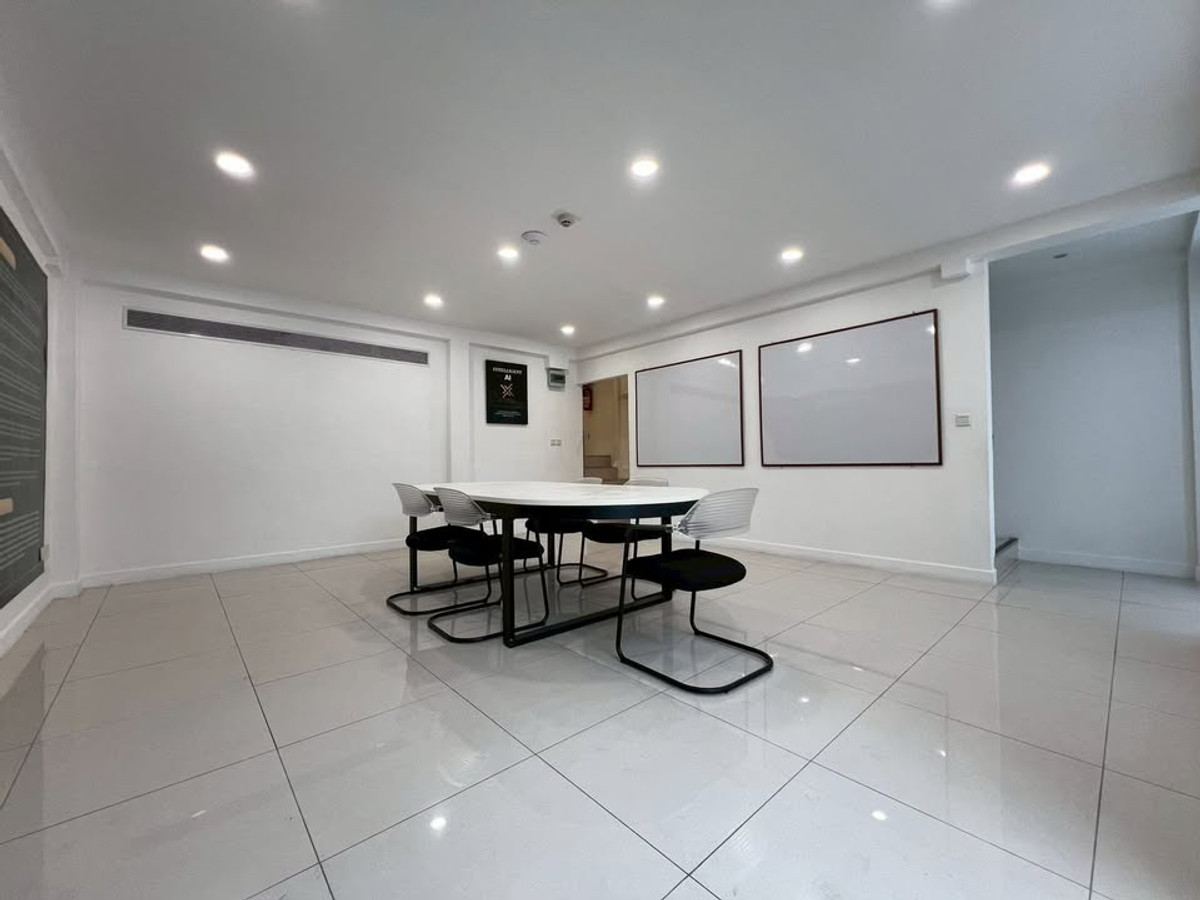 ให้เช่าสำนักงานอ่อนนุช อุดมสุข : RH031826 ให้เช่า อาคารสำนักงานออฟฟิศ พร้อมโกดัง ระบบไฟฟ้า 3 Phase ย่าน อุดมสุข สุขุมวิท 103