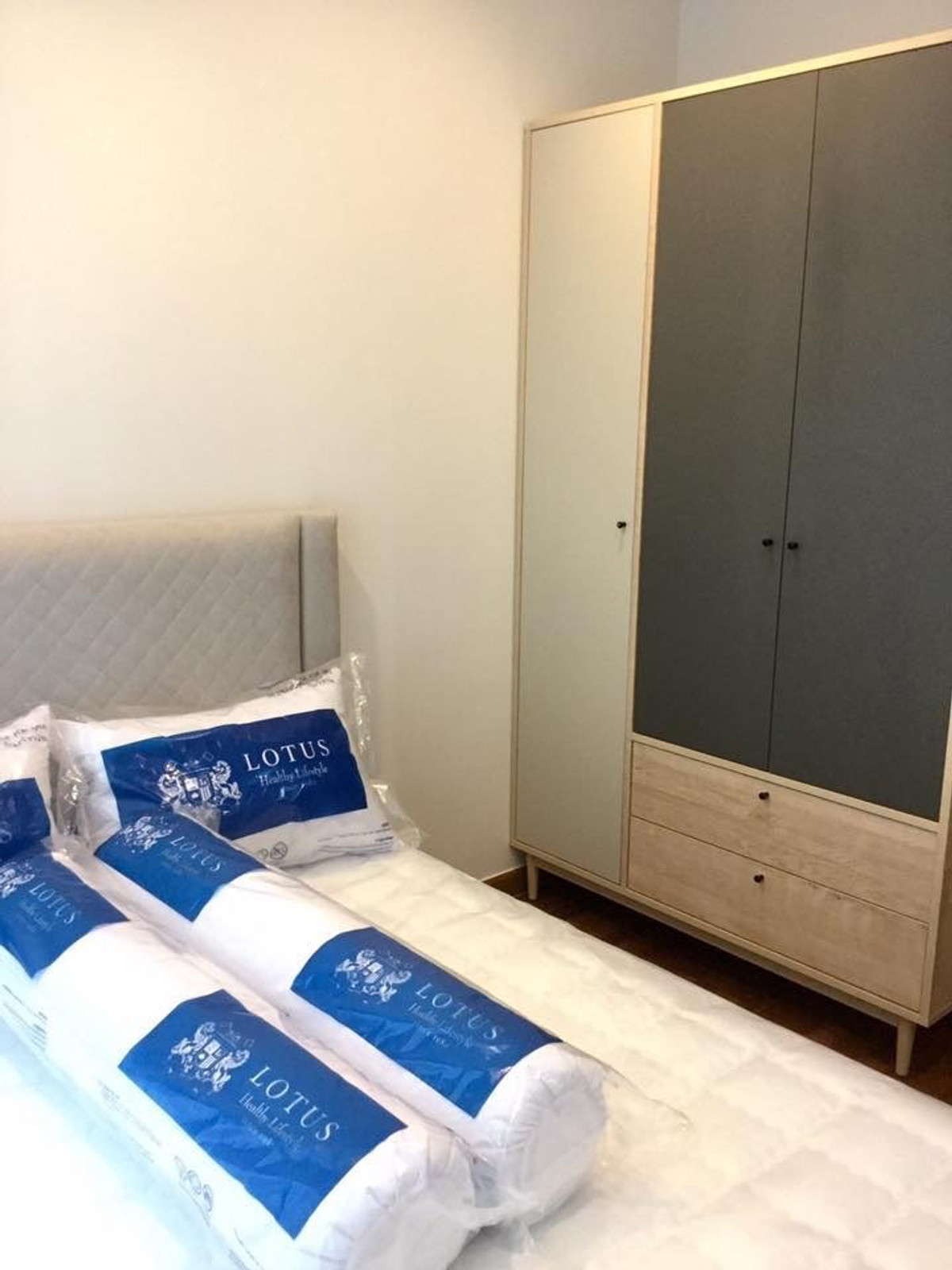 ให้เช่าคอนโดราชเทวี พญาไท : Wish Signature Midtown Siam 1【𝐑𝐄𝐍𝐓】🔥ห้องสวยโทนหรู แสงธรรมชาติเต็มห้อง บรรยากาศดีมาก🔥 ติดต่อไลน์ไอดี: @hacondo