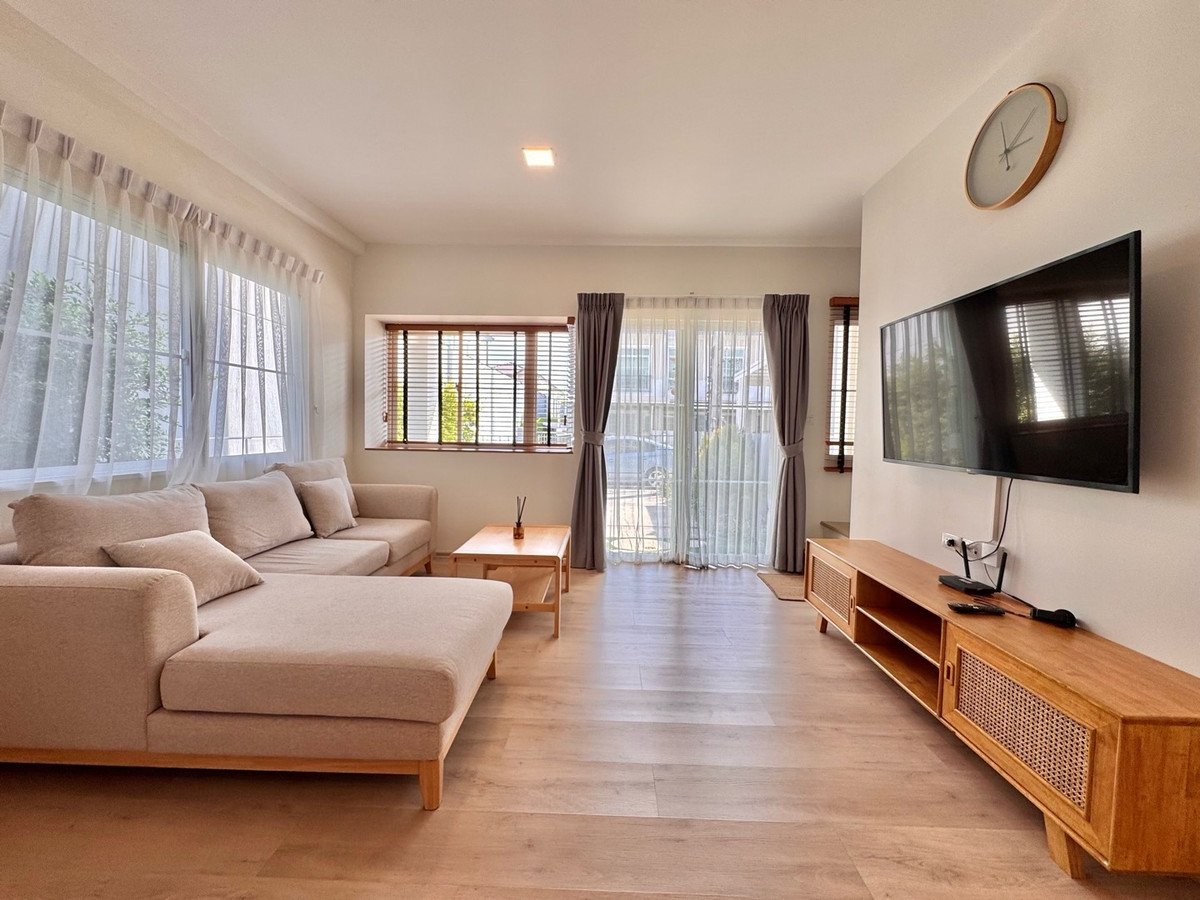 ให้เช่าทาวน์โฮมบางนา แบริ่ง ลาซาล : 💥ForRent💥Indy2 Bangna Ramkhamhang2 🏡 Near Mega Bangna ‼️Corner House ⭐️ Private Garden 🌳 Ready to move in ‼️  Fully Furnished ✨